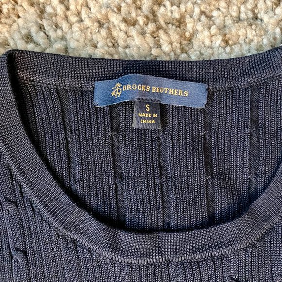 BROOKS BROTHERS - Navy Blue Sweater Vest (S) - Picture 3 of 5